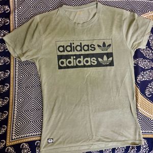 Used T-shirt | Adidas