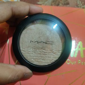 Mac Highlighter Wisper Of Gilt