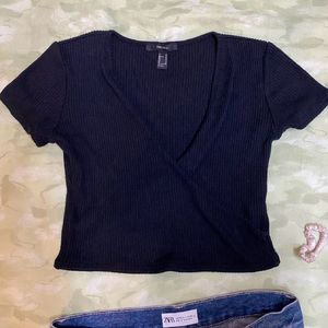 forever 21 black crop top (unused) (will give 20%)