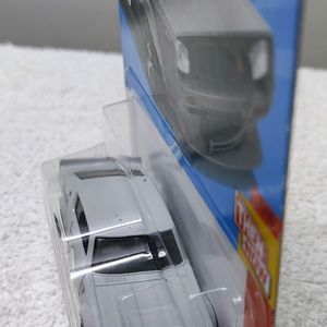 Hotwheels Nissan Skyline 2000 Gt