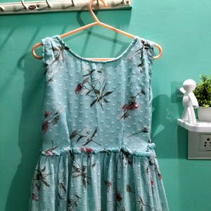 Cute Sleeveless Frock