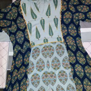 Multicolour Printed A-line Pure Cotton Kurta In XL