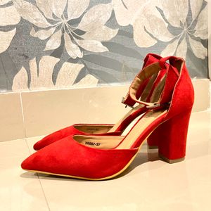 Red Solid Pump Heels (DressBerry)