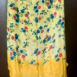 Beautiful Floral Print Saree At Rs 260 Only