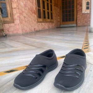 Bata Black Casual Shoes