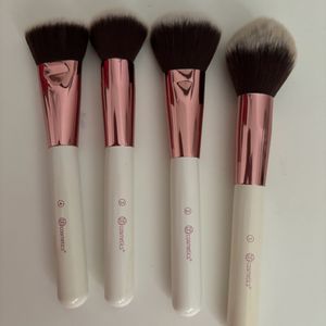 BH Cosmetics Face Brush Set Of 4