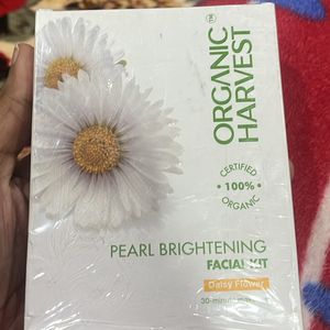 Pearl Brightening Facial Kit