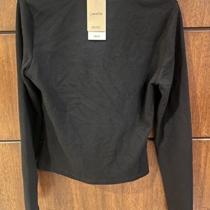 Mango Black Keyhole Neck Sustainable Top