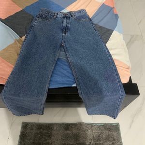 Straight High Waisted Jeans