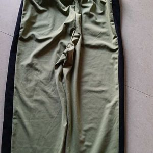 Women Green Trouser