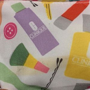 Clinique Pouch