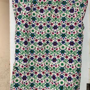 Sleeveless Floral Short Kurti