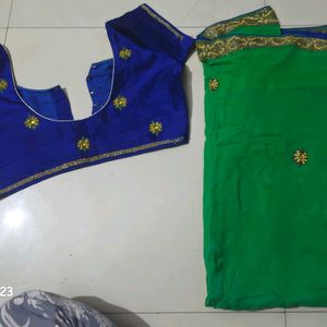 2 Heavy Sarees Combo With Blouses