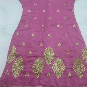 Nice Rose Stonework Kurti