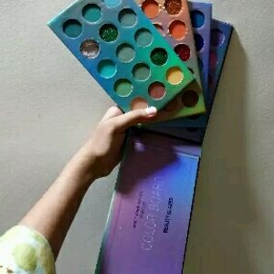 Eyeshadow palette