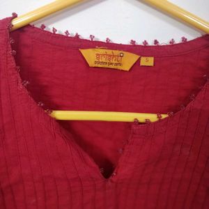 Red Kurti