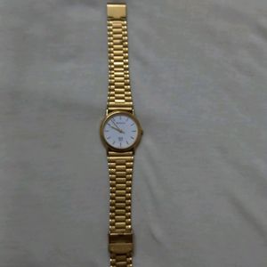 SONATA GOLD GENTLY USED TOP CONDITION WATCH