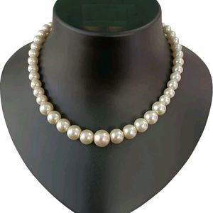 Pearl Necklace With Freebies