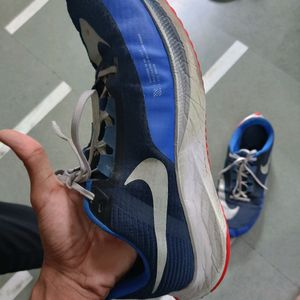 Nike Air Zoom Rival Fly 3