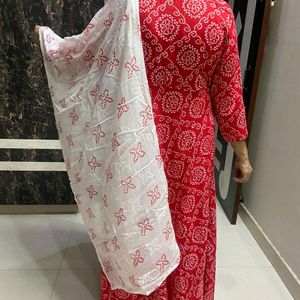 Red Bandej Plazzo With Dupatta