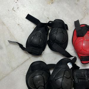 Skating Elbow Guard , Knee Pad And Gloves