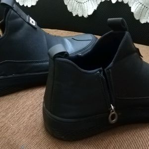 Casual Shoes for Men Size 6