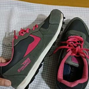 Grey-pink Sports Shoes