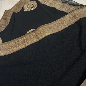 IIFA Award Collection By Vikram Black & Gold Saree