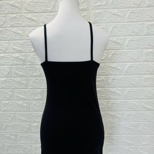 Black Solid Bodycon Dress