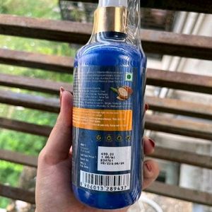 St Botanica Shampoo