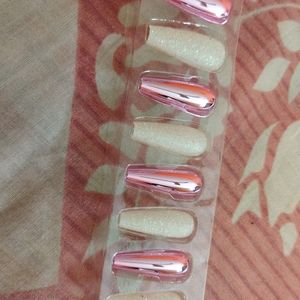 Artificial Nail Art