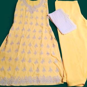 Kurta Set With Dupatta