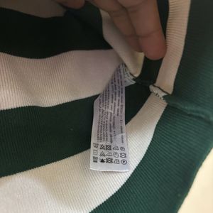 Zara Cropped Green Sweatshirt