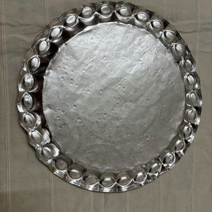 Decorative Round Silver Platted Finished Tray