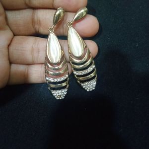 AD earings