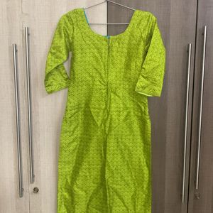 Green Kurti