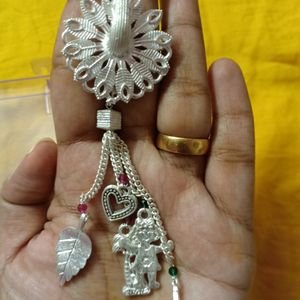 Broach Or Saree Pin