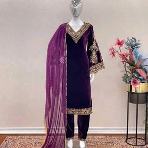 Women Purple Velvet Kurta Set