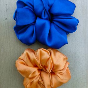 Combo of 2 Scrunchies