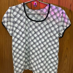 Simple Checkered Pattern Top