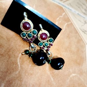 Maroon & Green Combination Earring