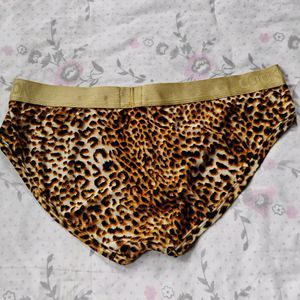 Rare Animal Print With Separate Pouch