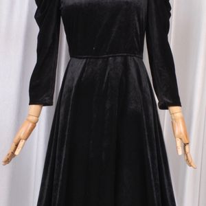 Korean Autumn Velvet Dress