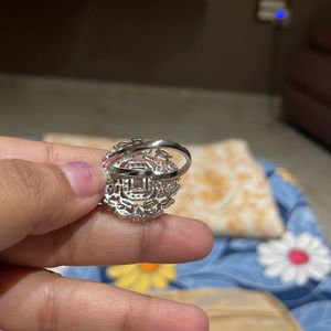 Ad Ring