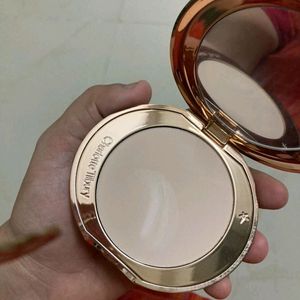 Charlotte Tilbury Fair Compact