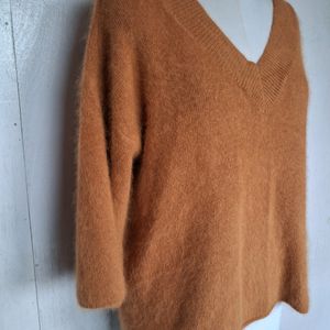 V Neck Pull Over