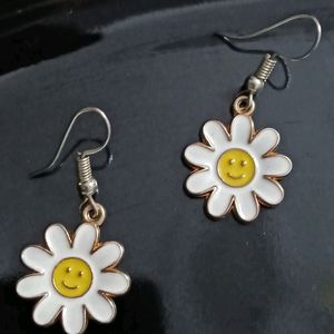 Daisy Earrings