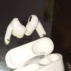 Apple Airpods Pro Gen1 Clone + Lighting Cable