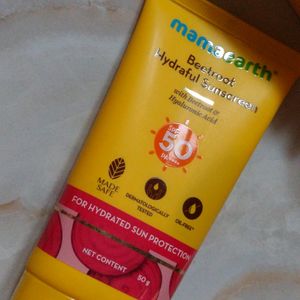 Mamaearth Beetroot Hydraful Sunscreen