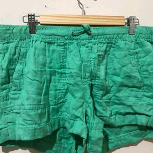 Gap green Shorts